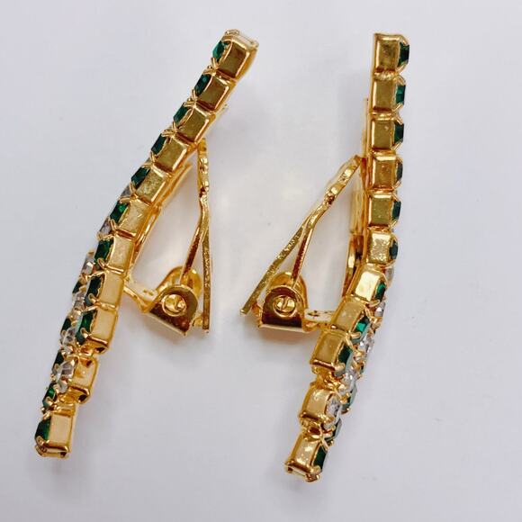 Vintage Emerald Green Glass Rhinestone Gold Tone Sparkly Clip On Earrings - Picture 7 of 10